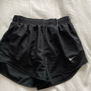 Black Nike shorts